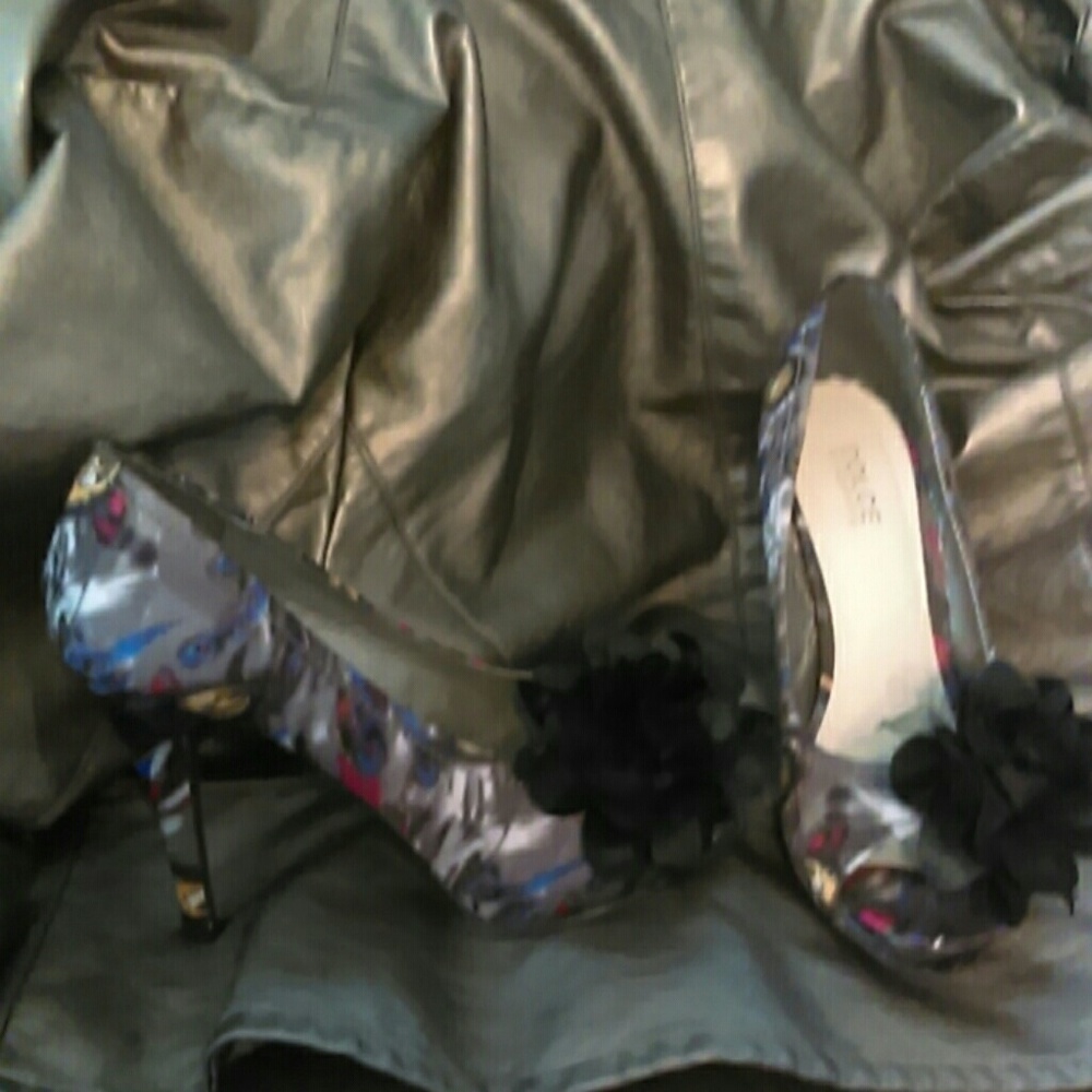 Gorgeous Satin Peacock Feather Heels